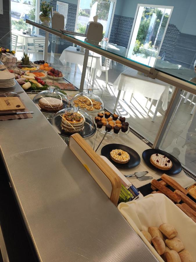 Tabu Hotel 포르토 세자레오 외부 사진