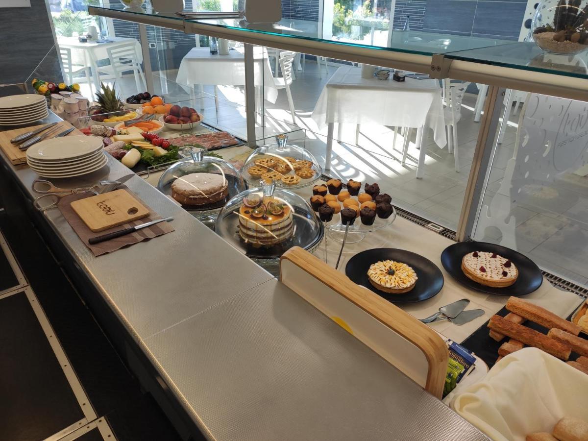 Tabu Hotel 포르토 세자레오 외부 사진